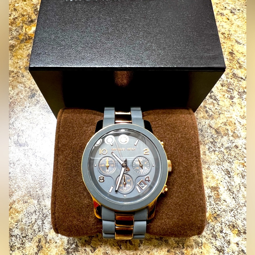 Michael Kors Silicone Runaway Rose-Gold Tone Watch